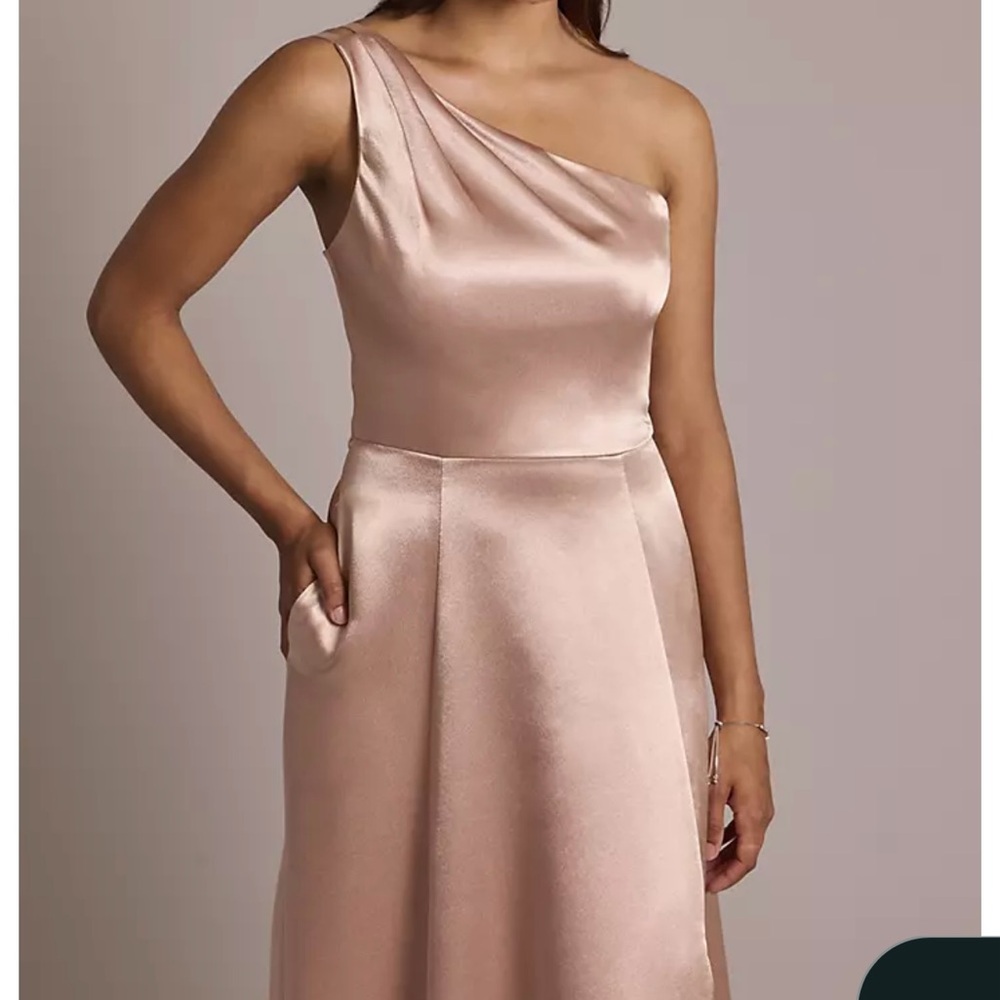 David's Bridal One-Shoulder Green Gown with pockets - Picture 3 of 12